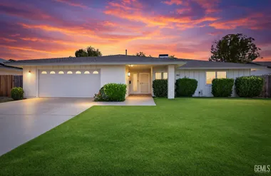 6009 DESERT HILLS AVE, BAKERSFIELD, CA, ..., Bakersfield, CA 93309