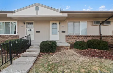 25231 POTOMAC DR 2, SOUTHLYONCITY_OAKLAN..., Southlyoncity_oakland, MI 48178