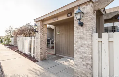 61960 ARLINGTON 3, SOUTHLYONCITY_OAKLAND..., Southlyoncity_oakland, MI 48178