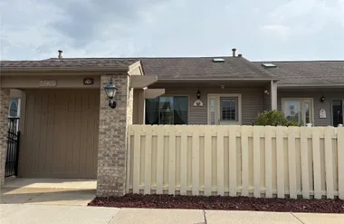 62401 RALEIGH CT 4, SOUTHLYONCITY_OAKLAN..., Southlyoncity_oakland, MI 48178