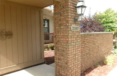 25107 HAMILTON CT 4, SOUTHLYONCITY_OAKLA..., Southlyoncity_oakland, MI 48178