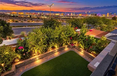 10676 GLOWING DAWN AVE, LAS VEGAS, NV, 8..., Las Vegas, NV 89135