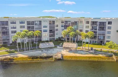 1100 COLONY POINT CIR 201, PEMBROKE PINE..., Pembroke Pines, FL 33026