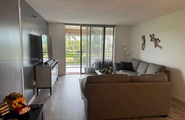 1200 SAINT CHARLES PL 321, PEMBROKE PINE..., Pembroke Pines, FL 33026