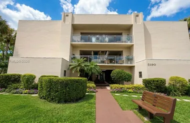 5190 LAS VERDES CIR 115, DELRAY BEACH, F..., Delray Beach, FL 33484