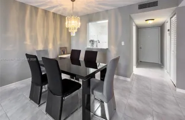 7145 HUNTINGTON LN 303, DELRAY BEACH, FL..., Delray Beach, FL 33446