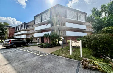 2901 NW 46TH AVE 304, LAUDERDALE LAKES, ..., Lauderdale Lakes, FL 33313