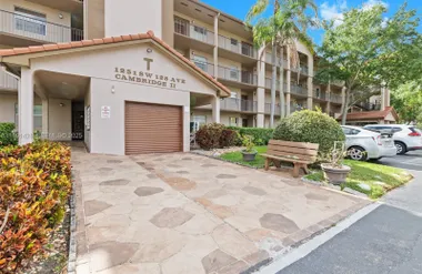 1251 SW 125TH AVE 211T, PEMBROKE PINES, ..., Pembroke Pines, FL 33027