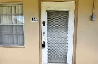 211 COVENTRY I 211, WEST PALM BEACH, FL,..., West Palm Beach, FL 33417