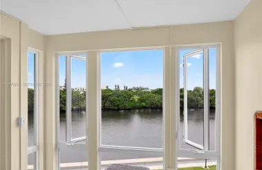 7 COLONIAL CLUB DR 302, BOYNTON BEACH, F..., Boynton Beach, FL 33435
