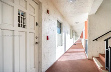 150 S HOLLYBROOK TER 208, PEMBROKE PINES..., Pembroke Pines, FL 33025