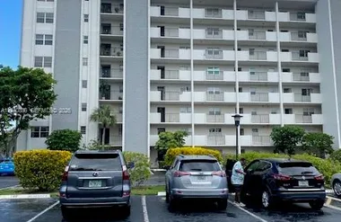 5860 NW 44TH ST 102, LAUDERHILL, FL, 333..., Lauderhill, FL 33319