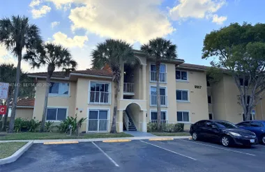 9907 WESTWOOD DR 21-2, TAMARAC, FL, 3332..., Tamarac, FL 33321