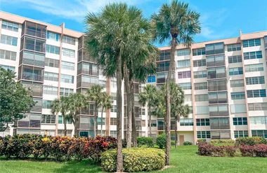 1000 SAINT CHARLES PL 721, PEMBROKE PINE..., Pembroke Pines, FL 33026