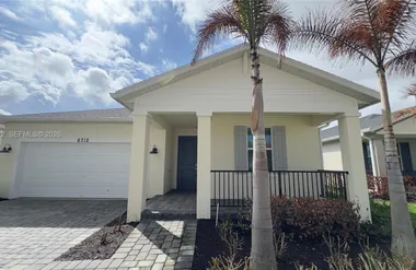 6712 NW CLOVERDALE AVE, PORT ST. LUCIE, ..., Port St. Lucie, FL 34987