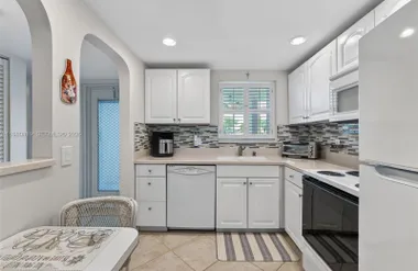 6650 ROYAL PALM BLVD 207C, MARGATE, FL, ..., Margate, FL 33063