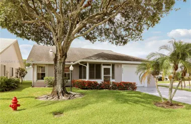 5275 TIFFANY ANNE CIR, WEST PALM BEACH, ..., West Palm Beach, FL 33417