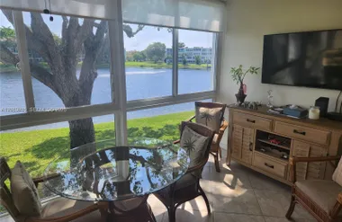 2114 E CAMBRIDGE E 2114, DEERFIELD BEACH..., Deerfield Beach, FL 33442