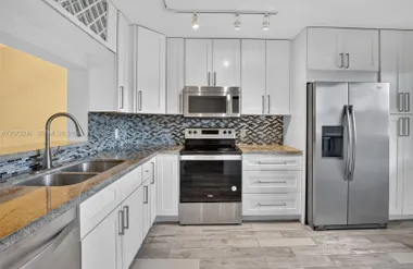 900 SW 125TH WAY 105R, PEMBROKE PINES, F..., Pembroke Pines, FL 33027