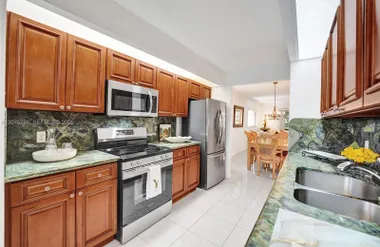 800 SW 137TH AVE 101G, PEMBROKE PINES, F..., Pembroke Pines, FL 33027