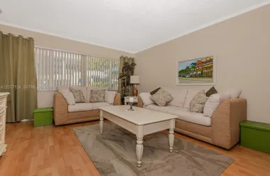 330 SE 2ND ST 101H, HALLANDALE BEACH, FL..., Hallandale Beach, FL 33009