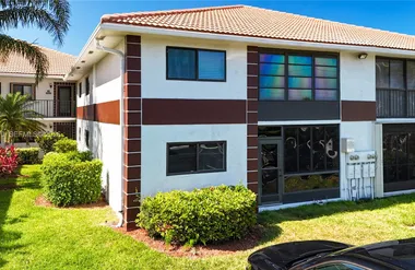15451 PEMBRIDGE DR 214, DELRAY BEACH, FL..., Delray Beach, FL 33484