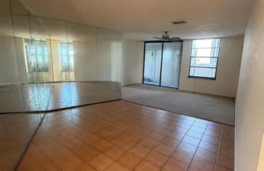 20500 W COUNTRY CLUB DR 818, AVENTURA, F..., Aventura, FL 33180
