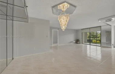 900 SAINT CHARLES PL 310, PEMBROKE PINES..., Pembroke Pines, FL 33026