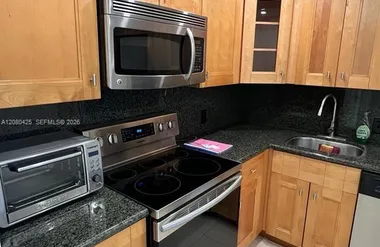 20500 W COUNTRY CLUB DR 204, AVENTURA, F..., Aventura, FL 33180