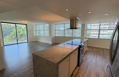 1200 SAINT CHARLES PL 411, PEMBROKE PINE..., Pembroke Pines, FL 33026