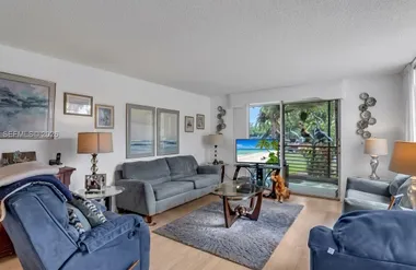 1300 SAINT CHARLES PL L11, PEMBROKE PINE..., Pembroke Pines, FL 33026