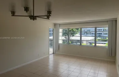330 SE 2ND ST 202E, HALLANDALE BEACH, FL..., Hallandale Beach, FL 33009