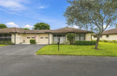 4865 EQUESTRIAN RD B, BOYNTON BEACH, FL,..., Boynton Beach, FL 33436