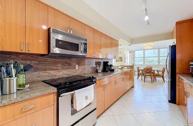 1880 S OCEAN DR 304, HALLANDALE BEACH, F..., Hallandale Beach, FL 33009