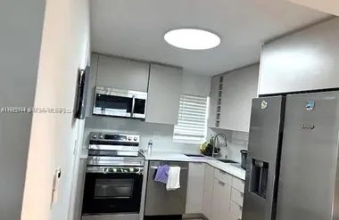 8900 WASHINGTON BLVD 304A, PEMBROKE PINE..., Pembroke Pines, FL 33025