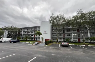1301 SW 134TH WAY 208B, PEMBROKE PINES, ..., Pembroke Pines, FL 33027