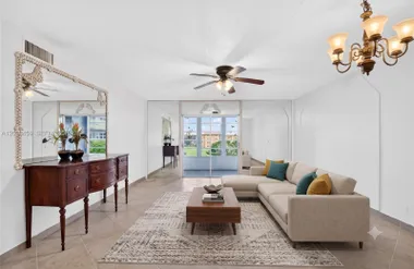 2615 NE 1ST CT 303, BOYNTON BEACH, FL, 3..., Boynton Beach, FL 33435