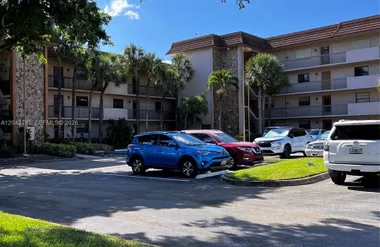 4975 E SABAL PALM BLVD 304, TAMARAC, FL,..., Tamarac, FL 33319
