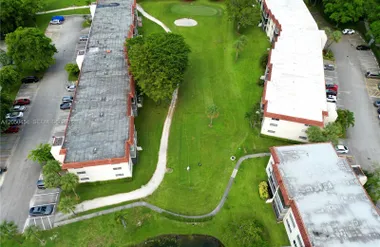8940 S HOLLYBROOK BLVD 201, PEMBROKE PIN..., Pembroke Pines, FL 33025
