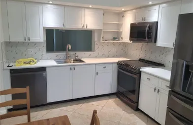 1200 SW 130TH AVE 207G, PEMBROKE PINES, ..., Pembroke Pines, FL 33027