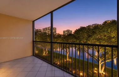 750 SW 138TH AVE 304F, PEMBROKE PINES, F..., Pembroke Pines, FL 33027