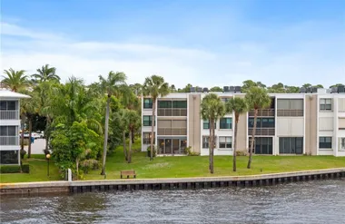 1950 SW PALM CITY RD 8-107, STUART, FL, ..., Stuart, FL 34994