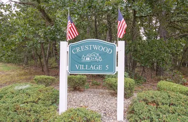 Crestwood Village 5