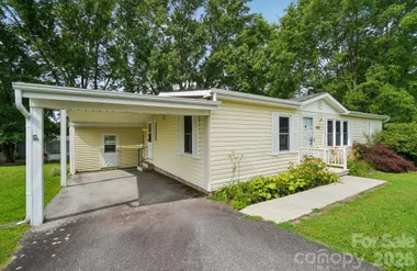 303 MEADOWBROOK CT, HENDERSONVILLE, NC, ..., Hendersonville, NC 28792