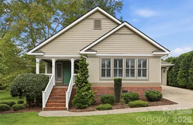 18 CREEKSIDE WAY, ASHEVILLE, NC, 28804, Asheville, NC 28804