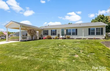 449 RIVERWIND DR, HENDERSONVILLE, NC, 28..., Hendersonville, NC 28739