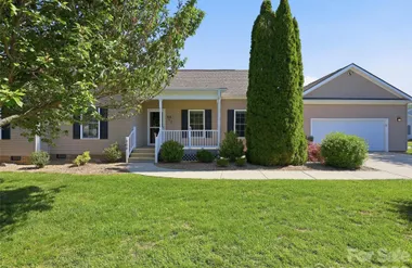 209 BEECHNUT DR, HENDERSONVILLE, NC, 287..., Hendersonville, NC 28739