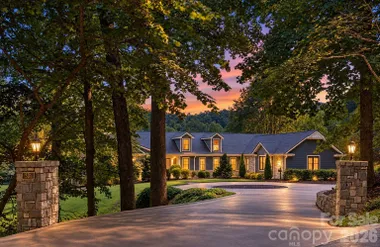 301 WINDING MEADOWS DR, FLAT ROCK, NC, 2..., Flat Rock, NC 28731