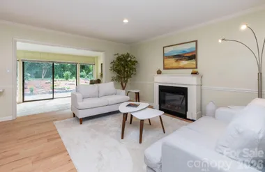301 CROWFIELDS DR, ASHEVILLE, NC, 28803, Asheville, NC 28803