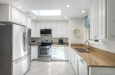3597 PEAR BLOSSOM DR, OCEANSIDE, CA, 920..., Oceanside, CA 92057
